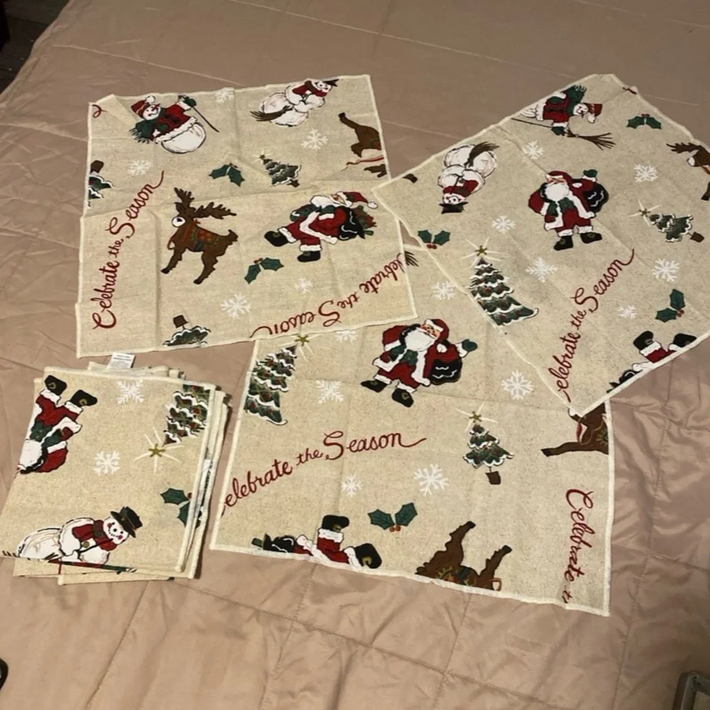 Festive Holiday Table Linens Set - Celebrate the Season